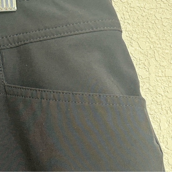 Eddie Bauer Women’s Black Adventurer 2.0 Stretch Active Skort 16 Golf Hiking - Picture 4 of 7